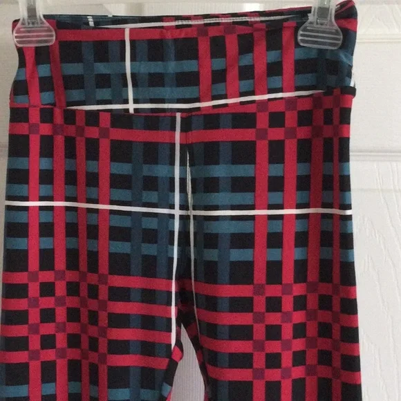 LuLaRoe OS (2-10) Leggings - Picture 2 of 4